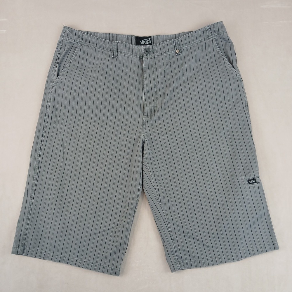 VTG Vans 38x14 Mens Shorts Long 90s Skater Street Wear Gray Cargo